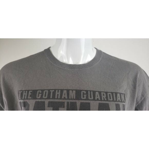 Men's Batman v Superman *Gray* T-Shirt (XL) Gotham Guardian/Last Son of Krypton - Picture 4 of 7